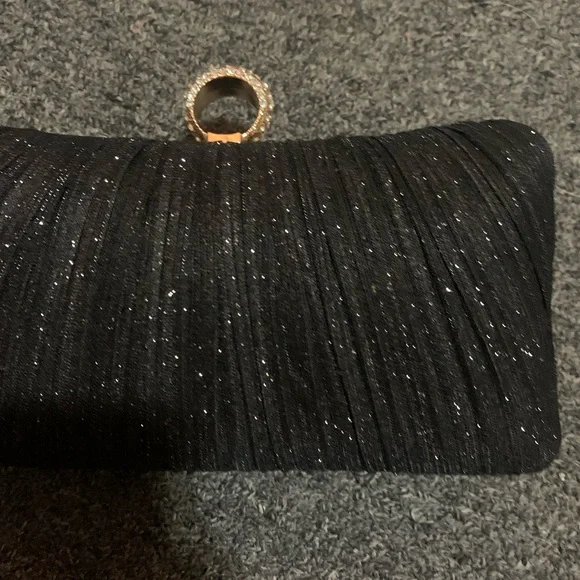 ⭐️Black & Gold Sparkly Clutch Purse - Picture 2 of 4